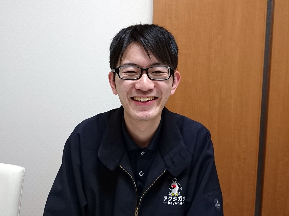先輩社員写真